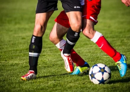 5 Quick Football Drills for Busy Players
